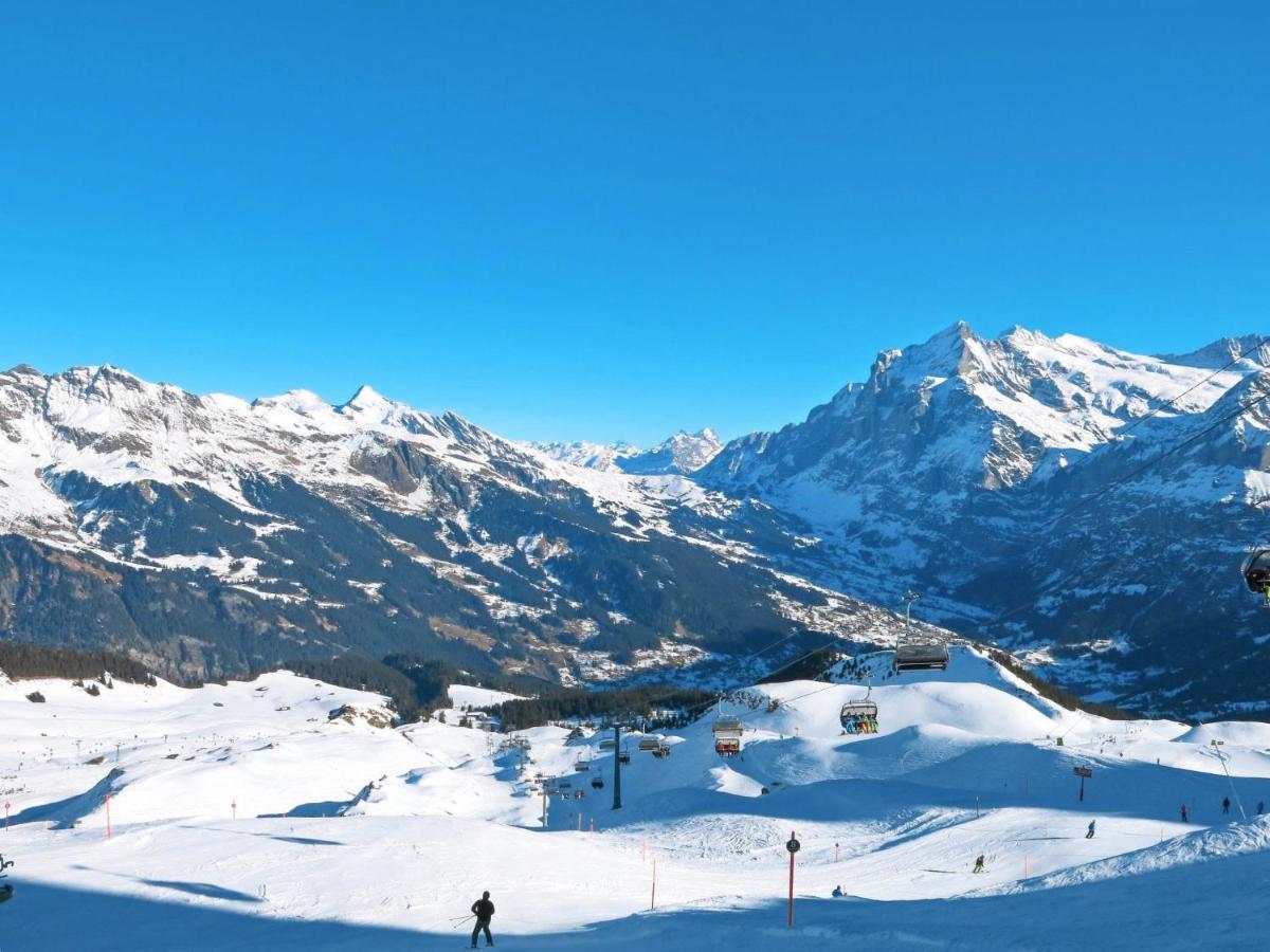 Unterpfand 10 *